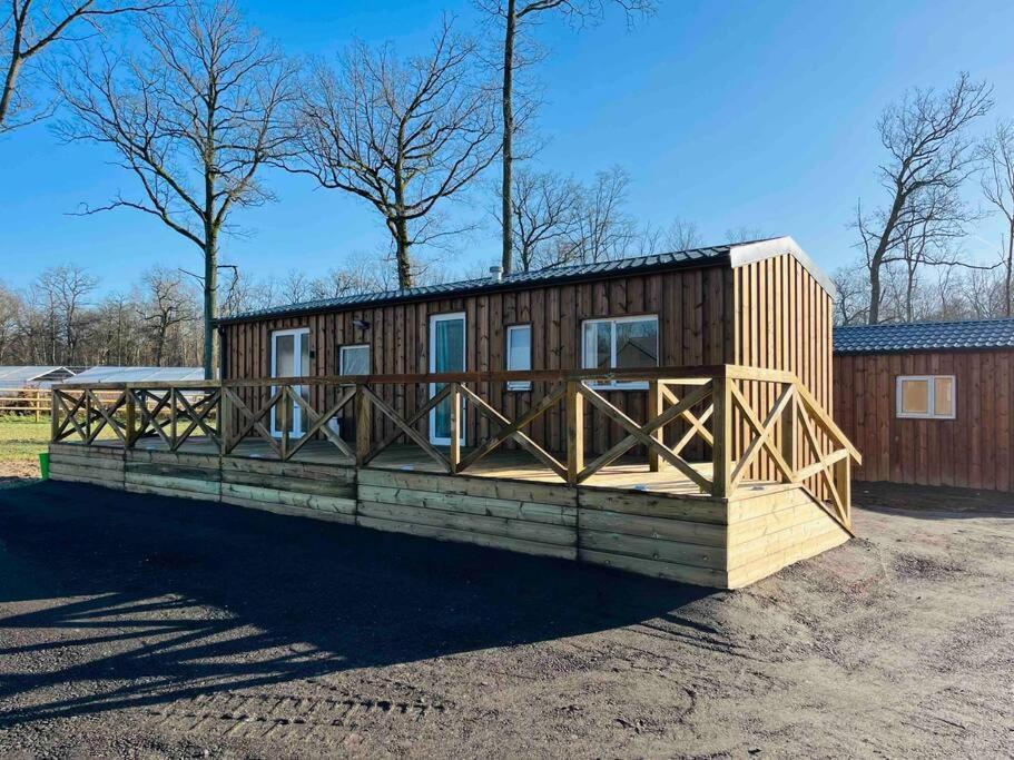 Chalet Dans La Foret Proche Disney La Houssaye-en-Brie Eksteriør bilde